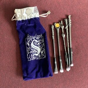 Storybook Cosmetics Enchanted Wand Brush Set with Silver Accents